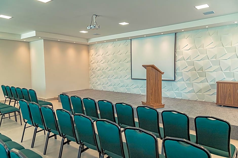 Vitoria Regia Praia Hotel