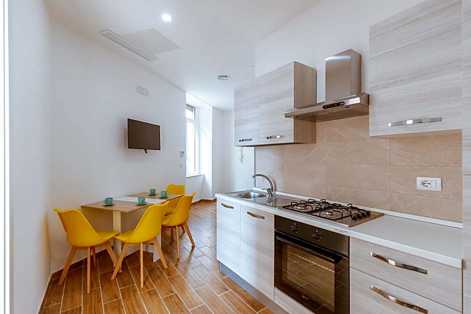Central House - Apartments in Naples