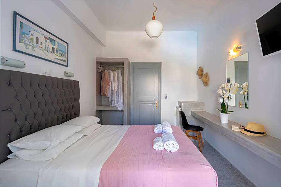 Photo 1 of 8 of 1 Double Bed or 2 Beds, Pool View