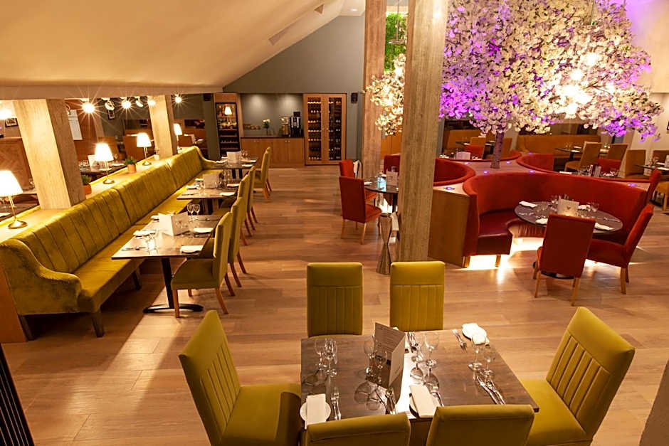 Best Western Plus White Horse Hotel