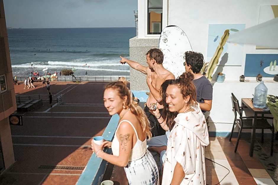 La Ventana Azul Surf Hostel