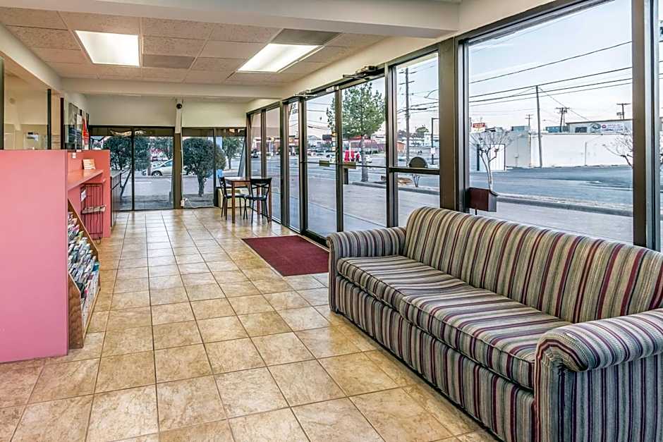 Motel 6-Arlington, TX - UTA