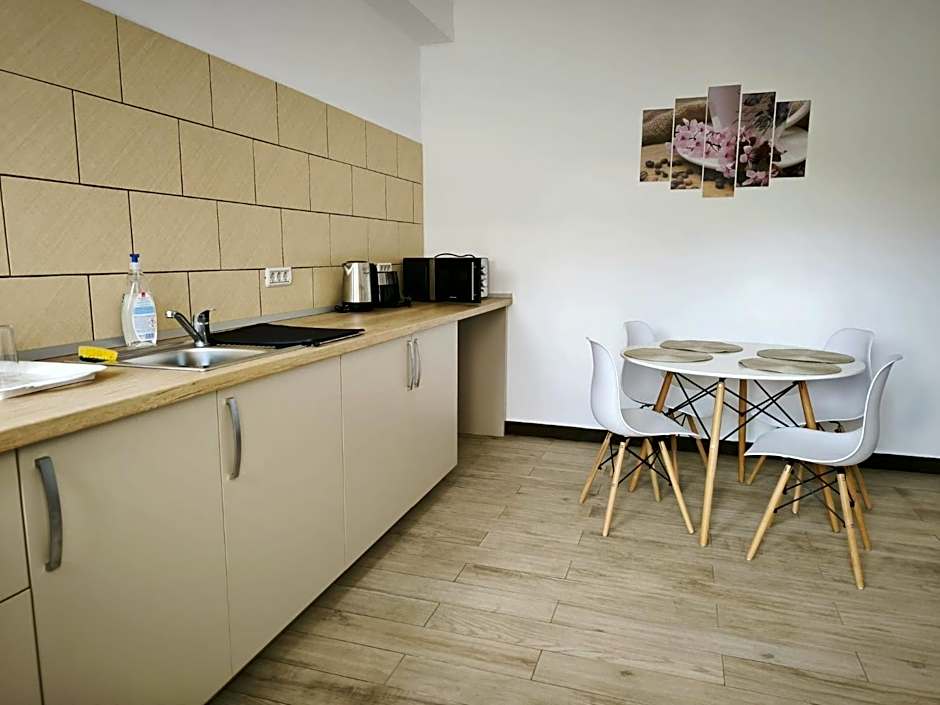 Adriana Touristik Hostel 3 Stele Arad