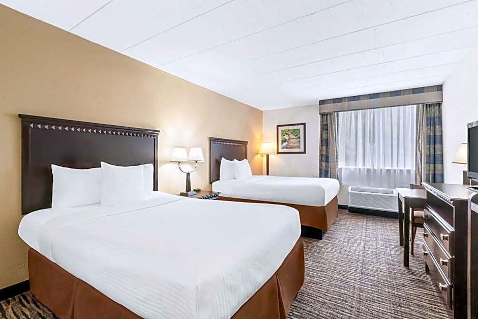 Best Western Hazlet Inn