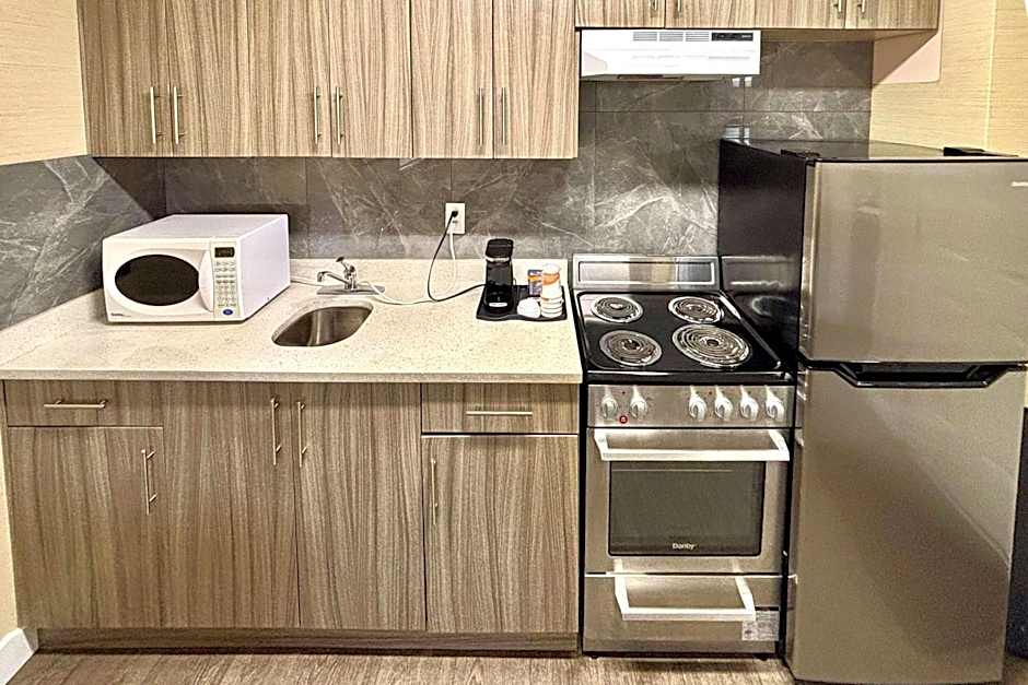 Rodeway Inn & Suites