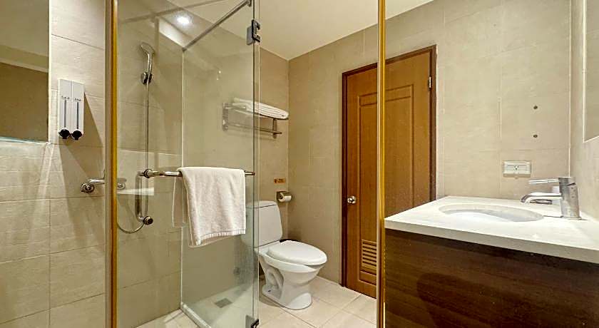 Roaders Hotel Hualien Dongda