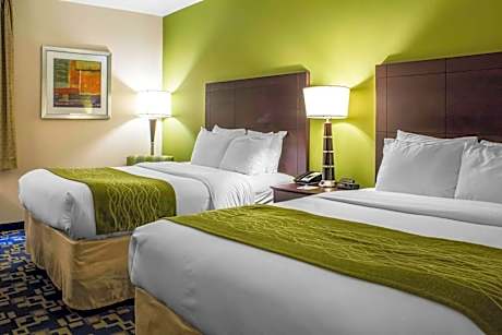 Queen Room with Two Queen Beds - Non-Smoking