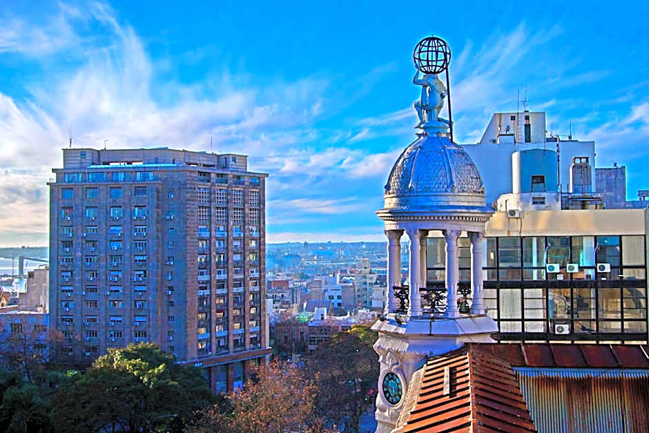 Hotel America