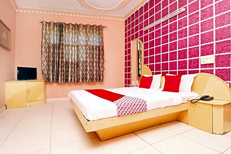 Hotel O Shahi Mahal