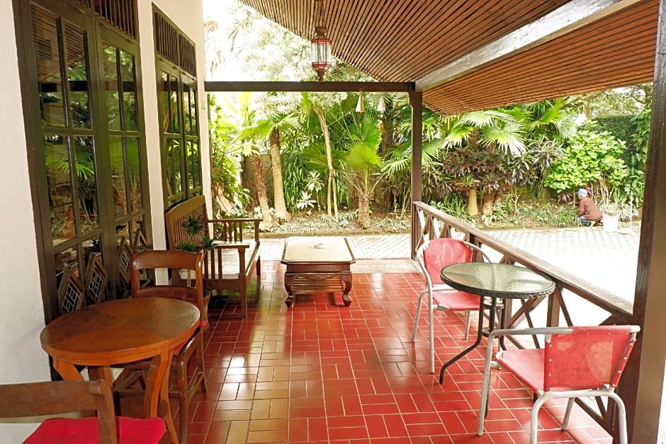 Hotel O Cemara's Homestay