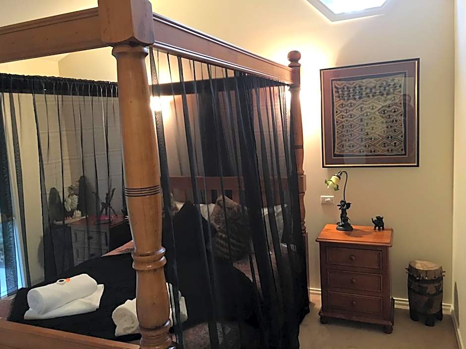 Weeroona Bed And Breakfast