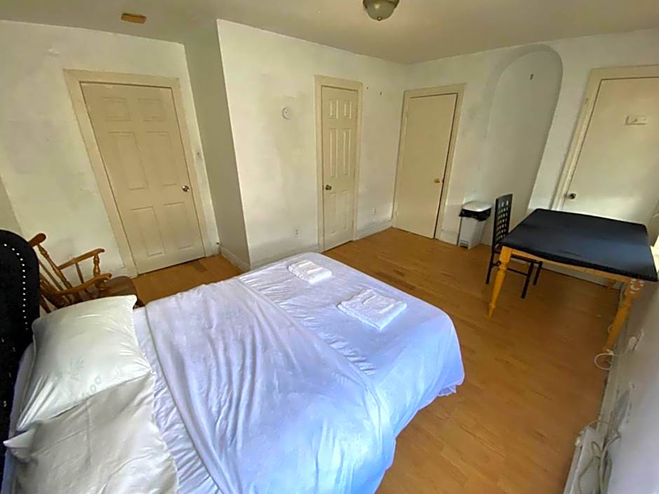 2131 Private Double Room