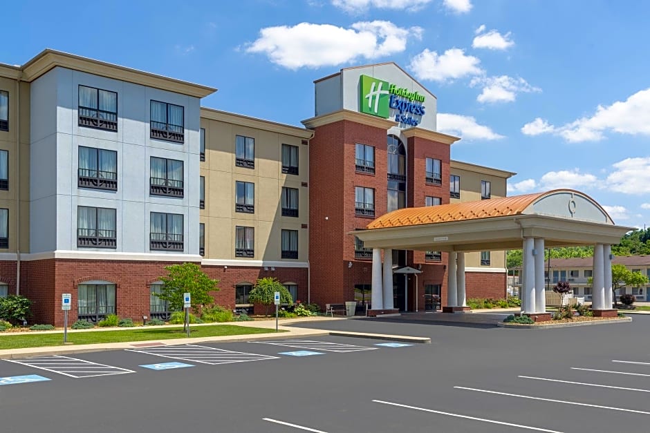 Holiday Inn Express & Suites - New Philadelphia Southwest By IHG