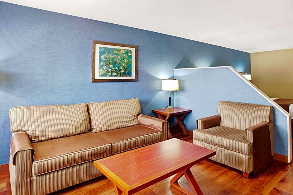 Travelodge by Wyndham Culver City