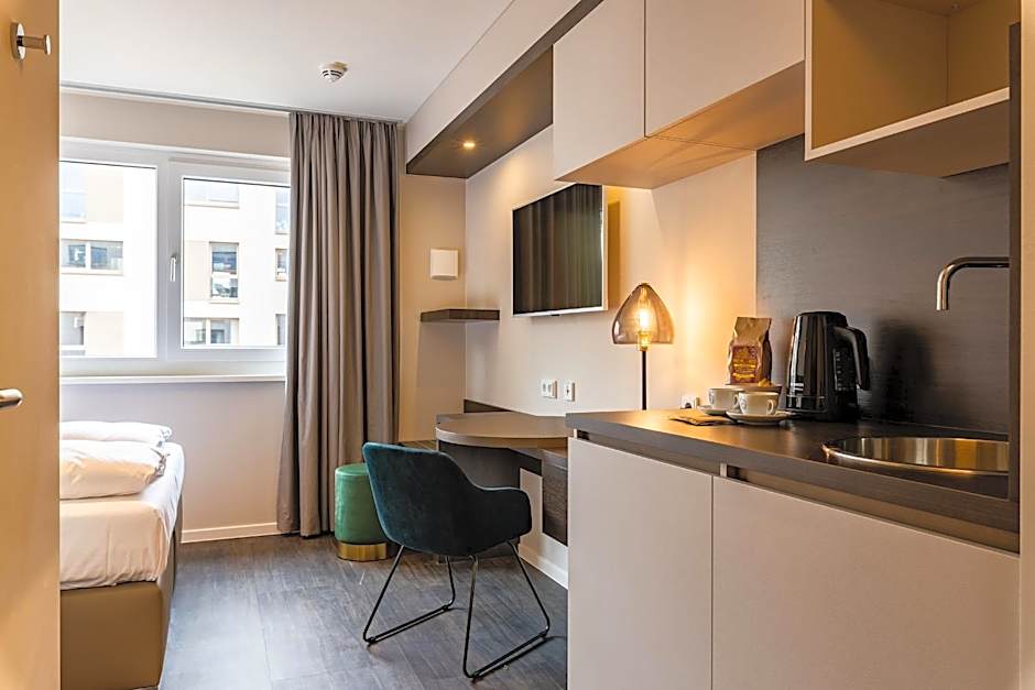 MASEVEN München Messe Trudering