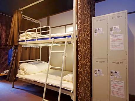 1 Person in 16-Bed Dormitory with Shared Bathroom - Female Only