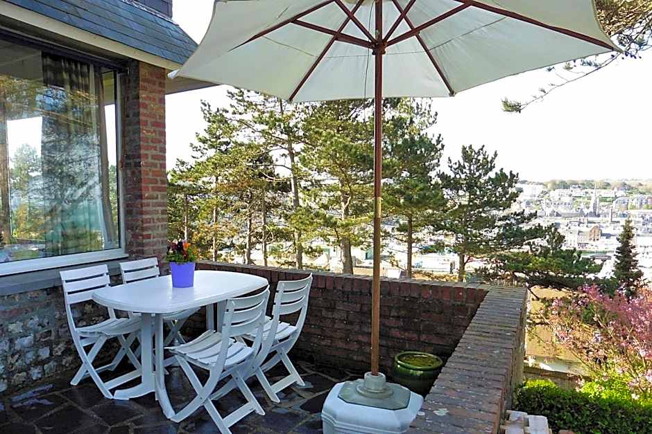 Duplex in Fecamp with Harbor Views