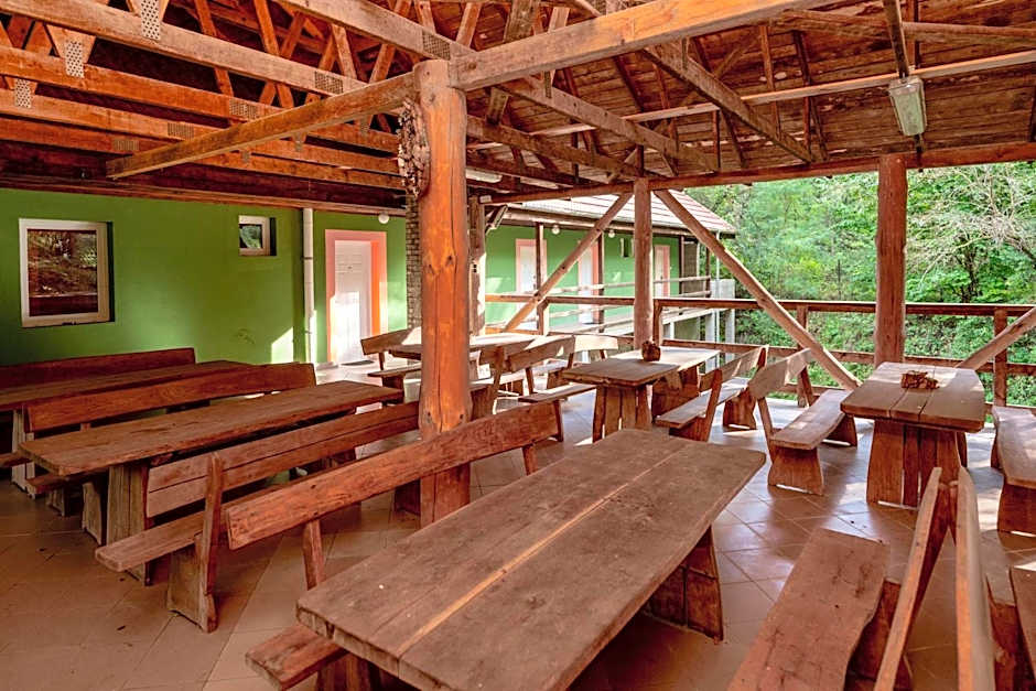 Zöldsziget Menedék, Rendezvény-és pihenőház