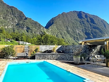 La Croisee des Sentiers