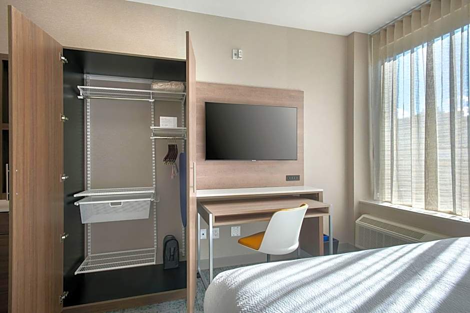 TownePlace Suites by Marriott New York Brooklyn