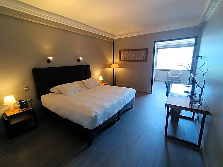 Photo 1 of 6 of Suite