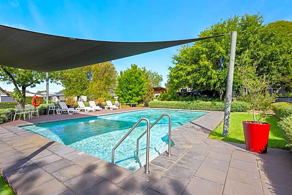 Albury Gardens Tourist Park