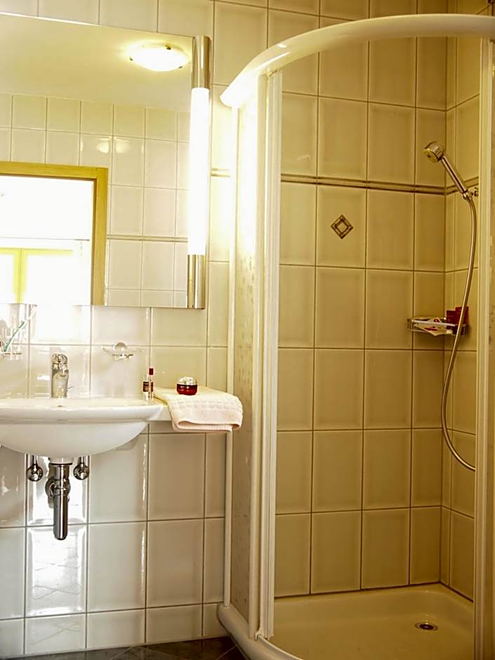 Apart-Garni Motnaida