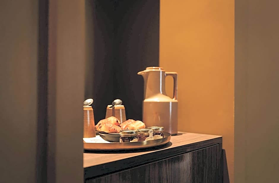 Hotel Gounod Fully Renovated
