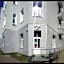Hostel 199