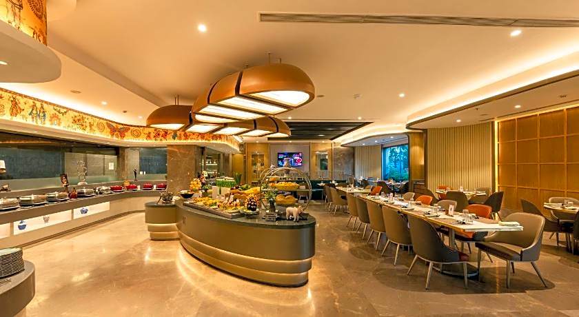 Express Inn The Business Luxury Hotel