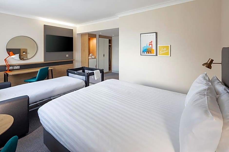 Holiday Inn High Wycombe M40 Jct.4 By IHG