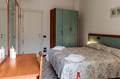 Quadruple Room with Sea View