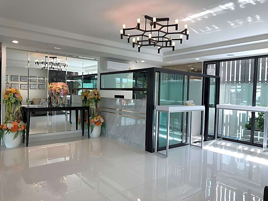 Icare Residence & Hotel