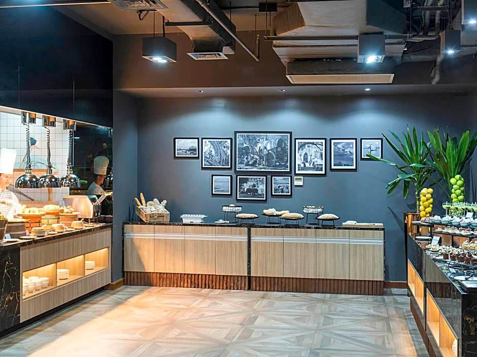 Mercure Yangon Kaba Ay