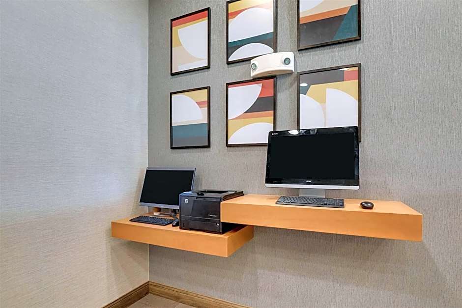 Drury Inn & Suites Dayton North