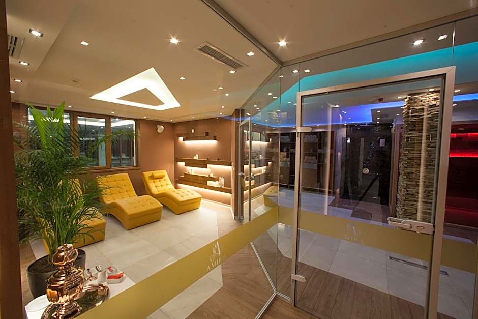 Amira Boutique Hotel