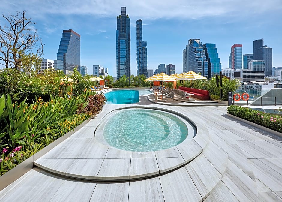 The Standard, Bangkok Mahanakhon