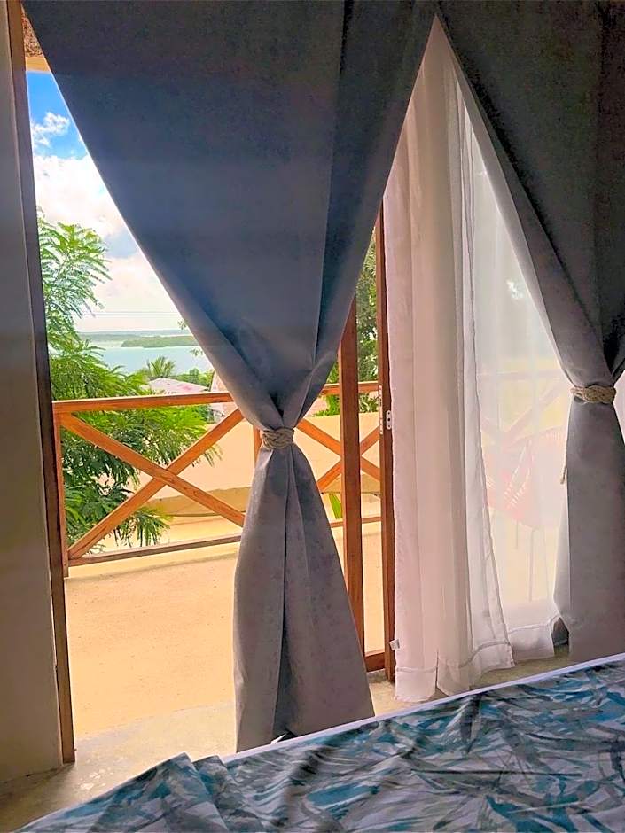 Hotel & Eco Cabañas Azul María Bacalar- Gratis Club de playa