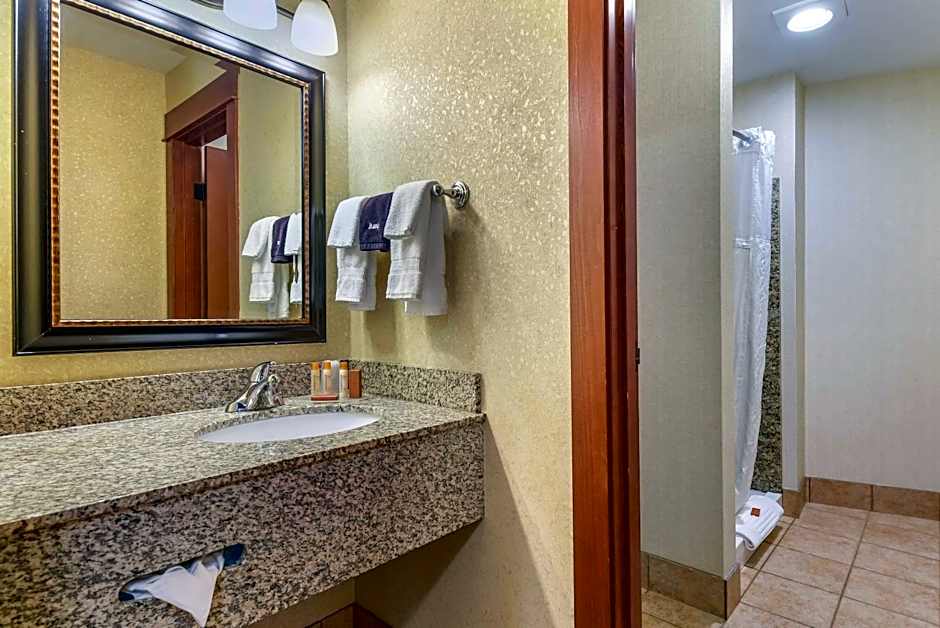 Kathryn Riverfront Inn, an Ascend Collection Hotel