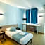 Day's Inn Hotel and Residence