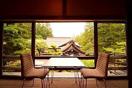 Japanese-Style Deluxe Family Room with Private Shower and Toilet