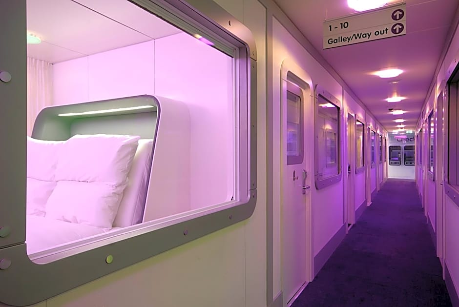 YOTELAIR Amsterdam Schiphol Transit Hotel