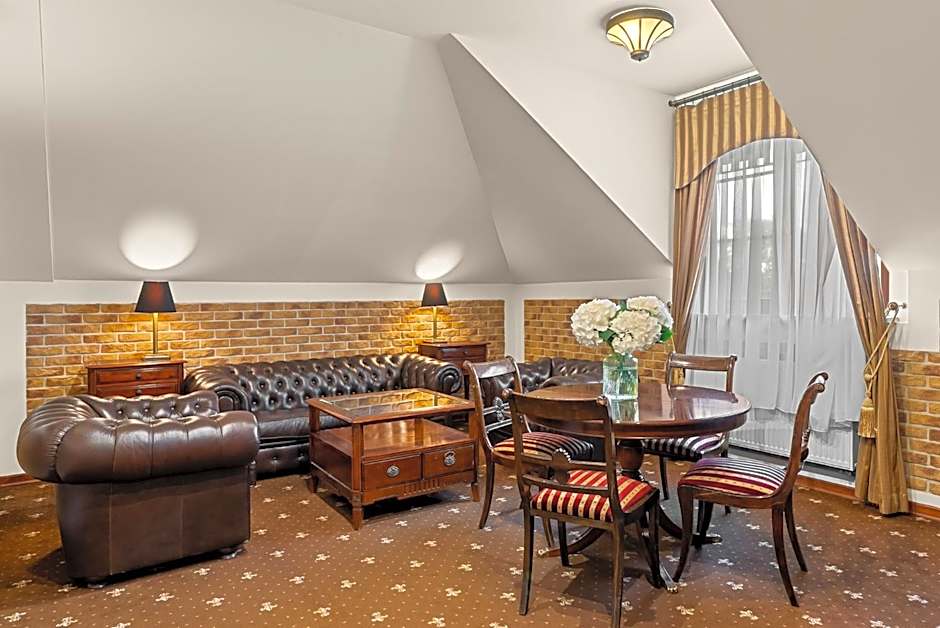 Hotel Diament Arsenal Palace Katowice - Chorzów