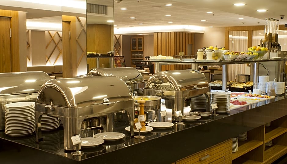 Américas Copacabana Hotel