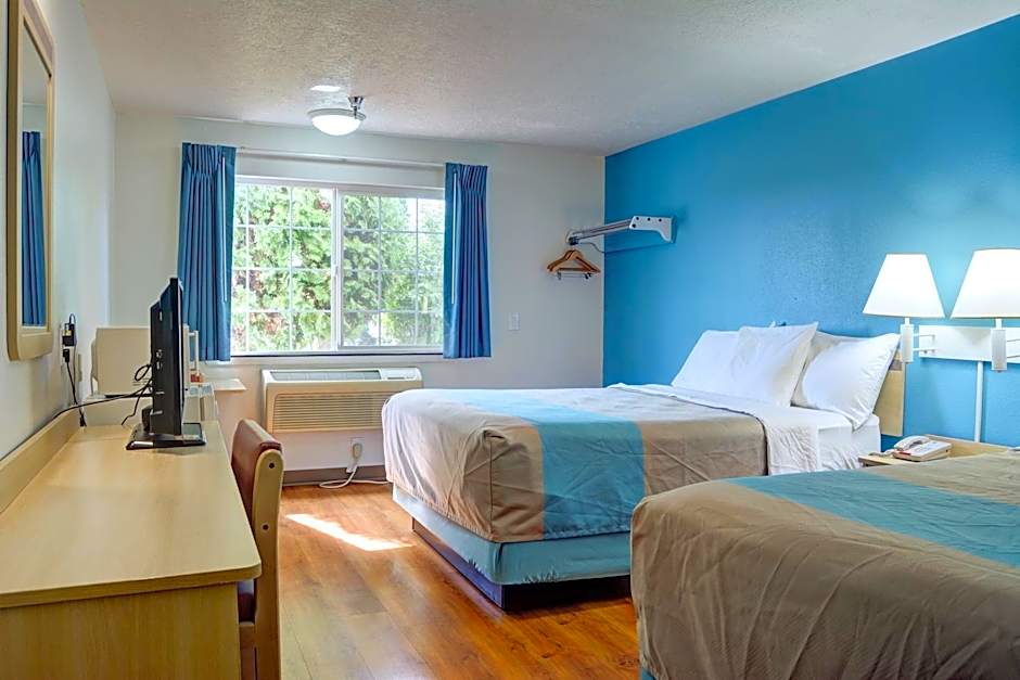 Motel 6-The Dalles, OR