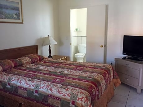 Queen Room