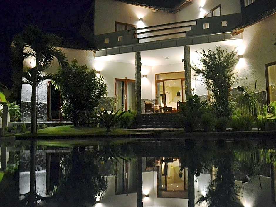 Mui Ne Hills Villa Hotel
