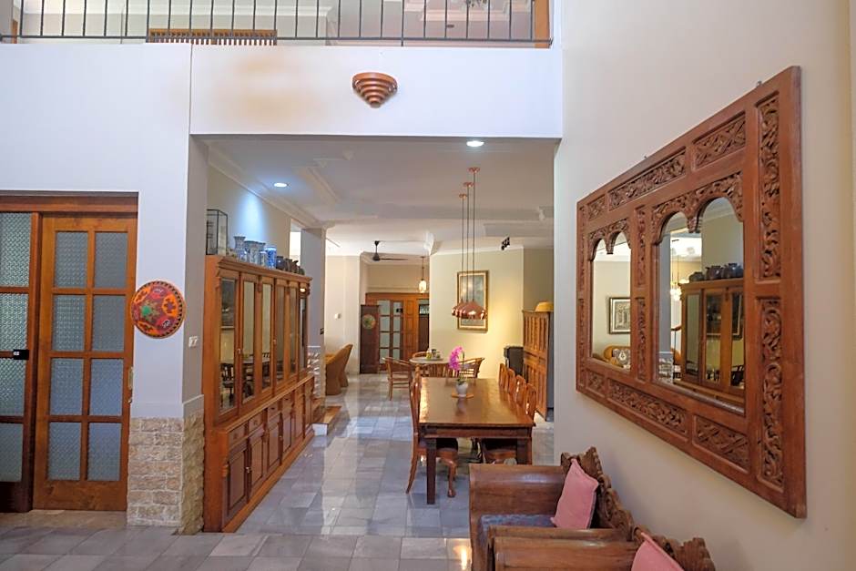 SAREH VILLA by The Lavana