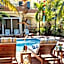 Casa Zarah - Hacienda Family Home - Pool and 2-Block to Beach