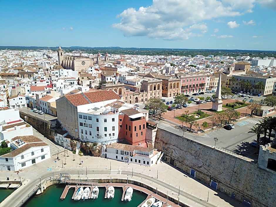 S'Hotelet d'es Born - Suites & SPA